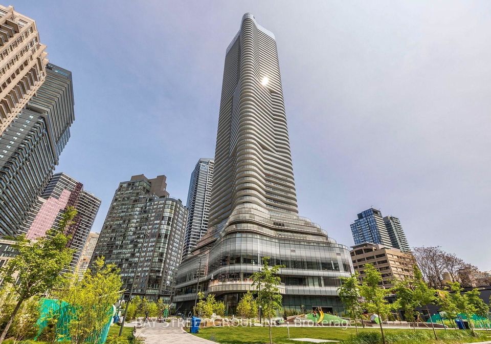 11-wellesley-street-w-toronto-toronto-ontario-c13578076