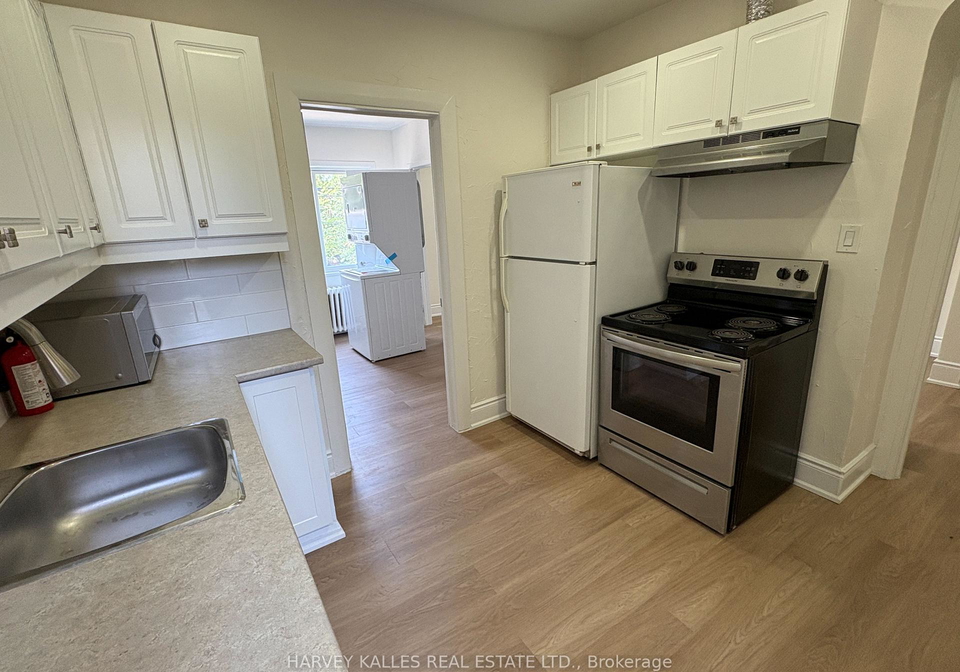 1611-bayview-avenue-toronto-east-york-ontario-c13578140