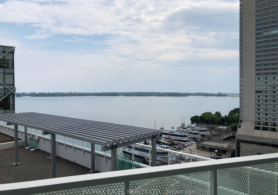 15-queens-quay-e-toronto-toronto-ontario-c13578312