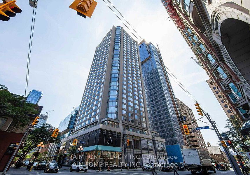 155-yorkville-avenue-toronto-toronto-ontario-c13578324