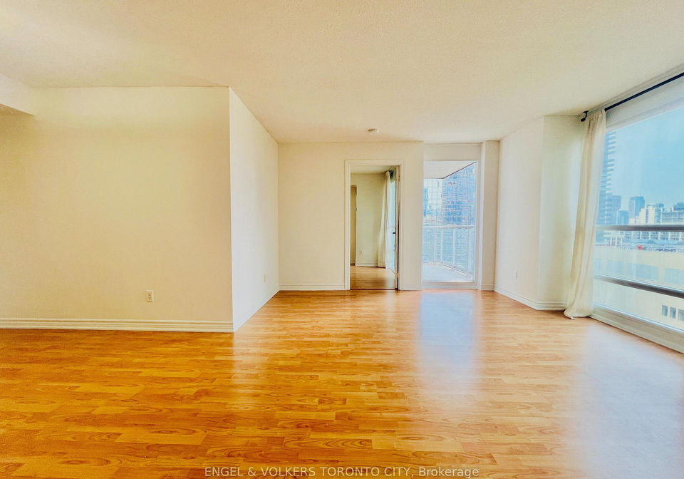761-bay-street-toronto-toronto-ontario-c13578592
