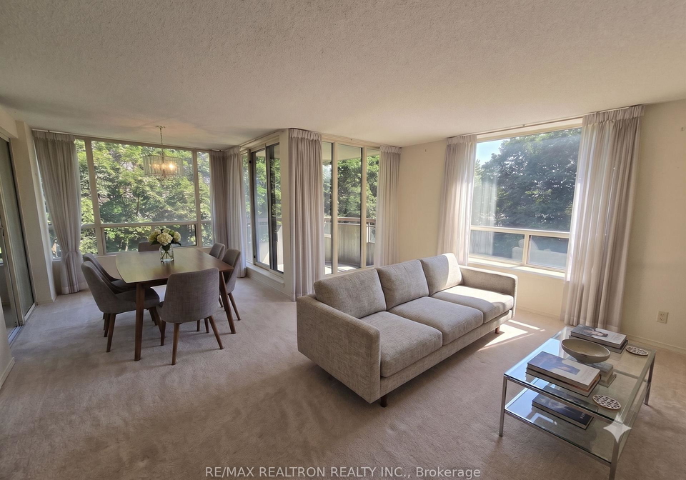 5785-yonge-street-toronto-north-york-ontario-c13578640