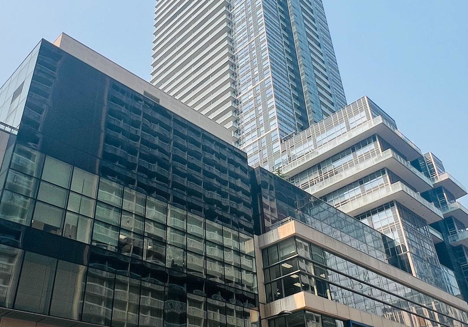 386-yonge-street-toronto-toronto-ontario-c13578796