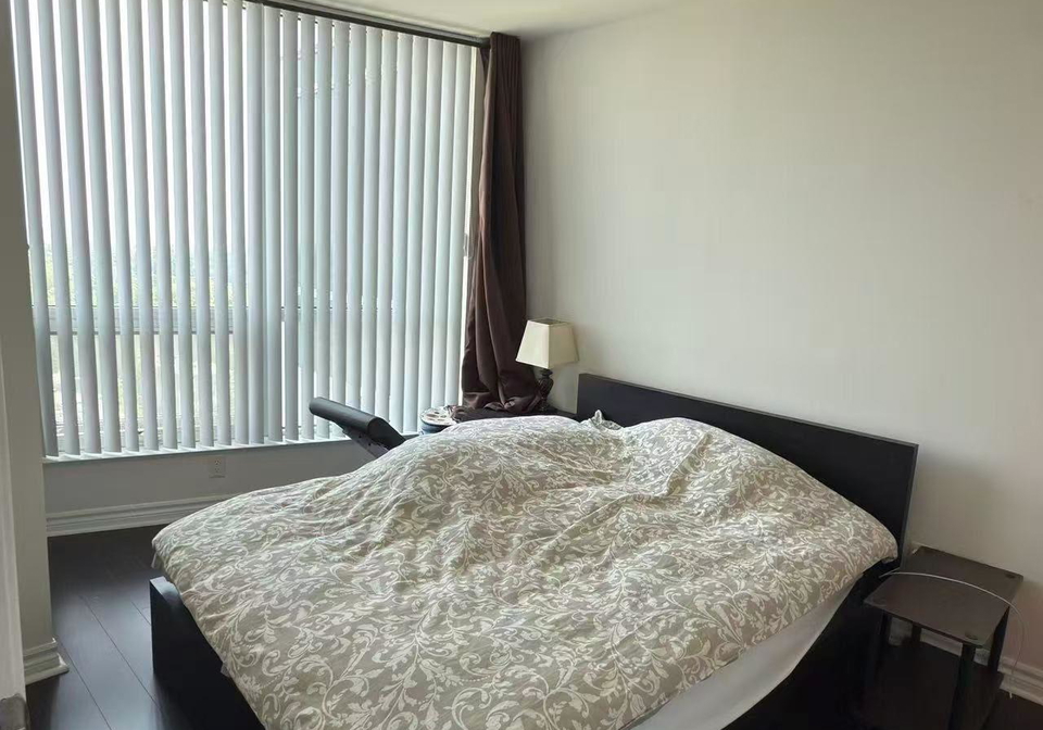 18-holmes-avenue-toronto-north-york-ontario-c13578866