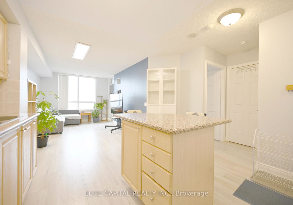 78-harrison-garden-boulevard-toronto-north-york-ontario-c13579126