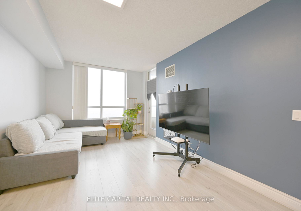 78-harrison-garden-boulevard-toronto-north-york-ontario-c13579126