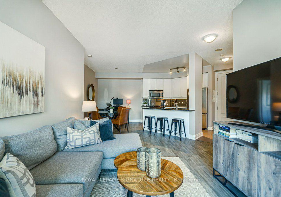 20-bloorview-place-toronto-north-york-ontario-c13579198