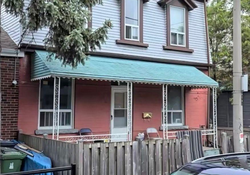 30-huron-street-toronto-toronto-ontario-c13579346
