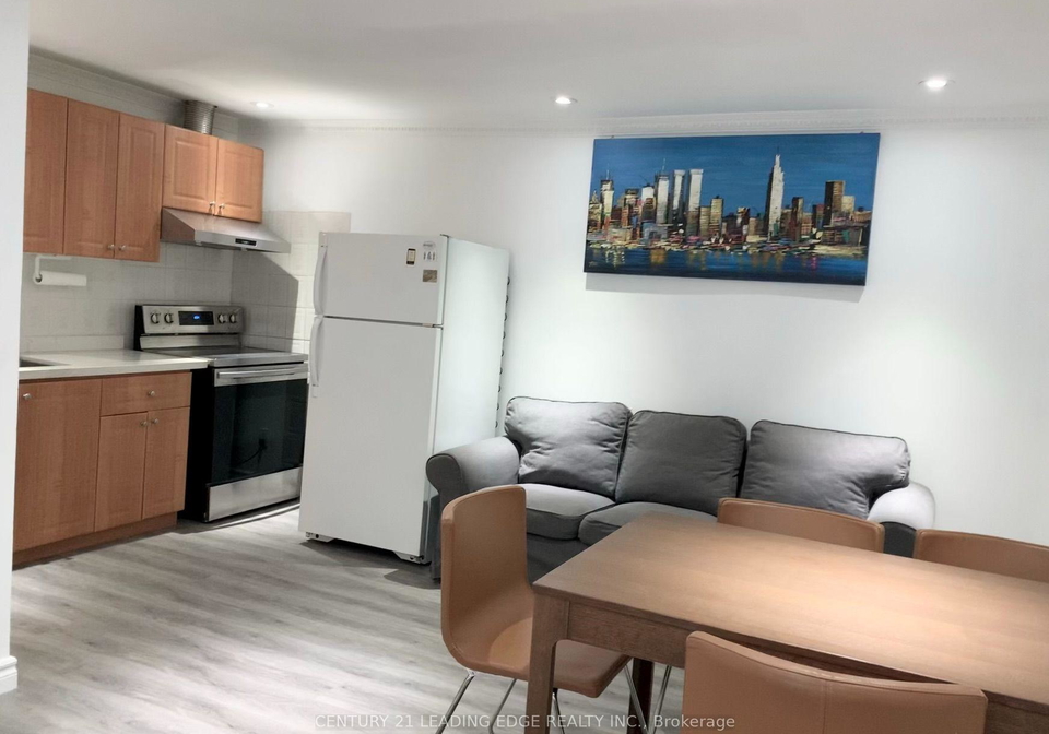 30-huron-street-toronto-toronto-ontario-c13579346