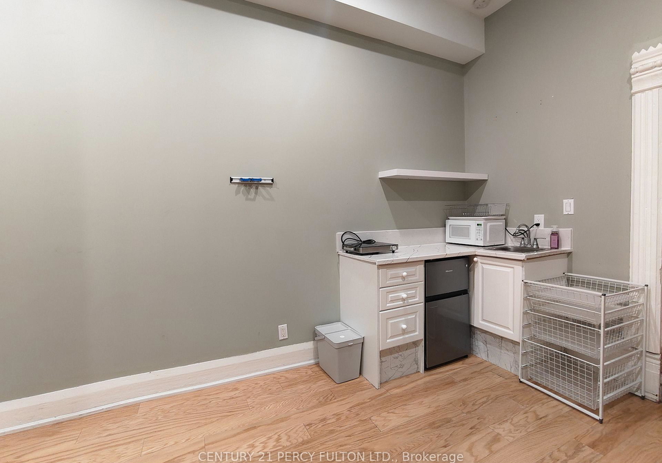 196-brock-avenue-toronto-toronto-ontario-c13579538