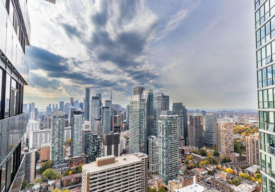 55-e-charles-street-e-toronto-toronto-ontario-c13579570