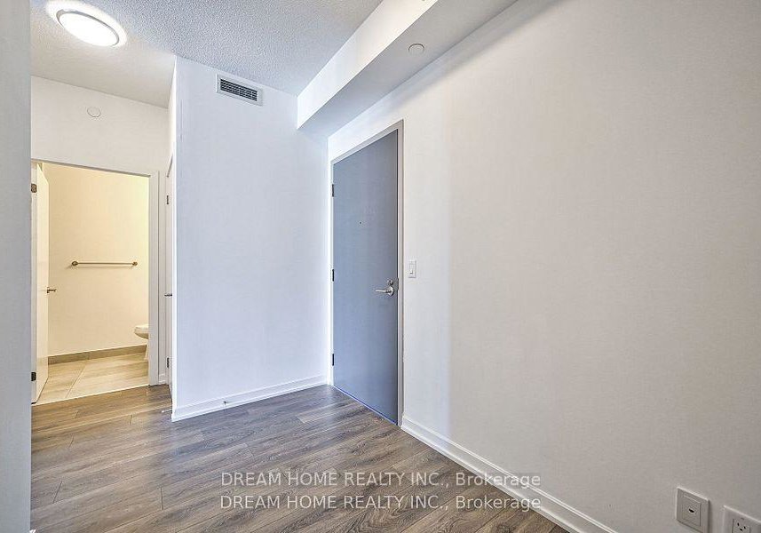 32-forest-manor-road-toronto-north-york-ontario-c13579956