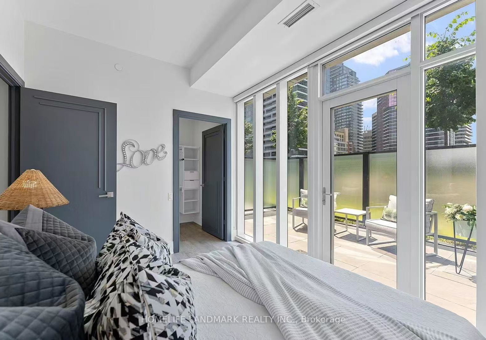 1-gloucester-street-toronto-toronto-ontario-c13580232