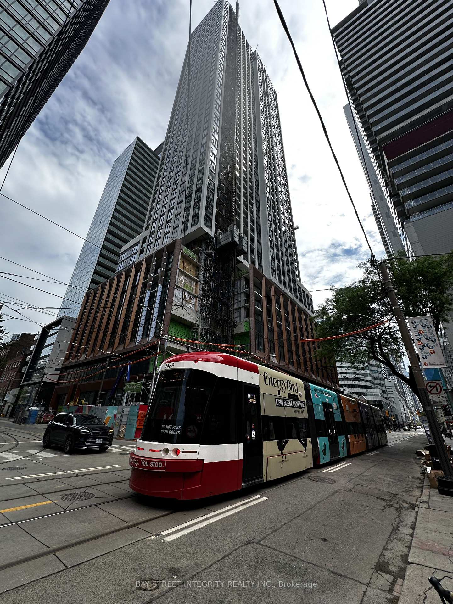 400-king-street-w-toronto-toronto-ontario-c13580382