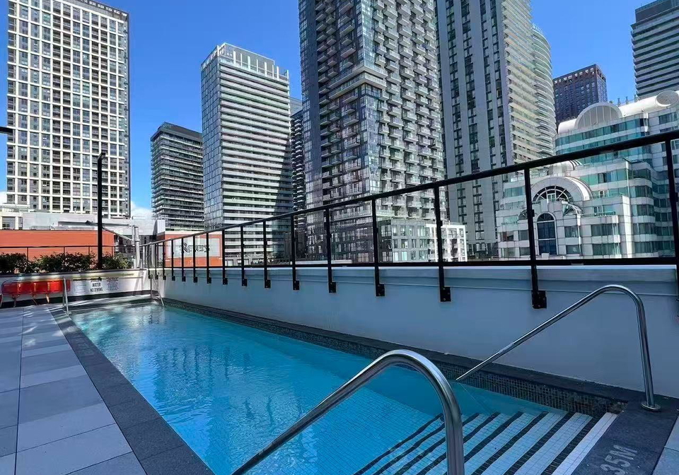 400-king-street-w-toronto-toronto-ontario-c13580392