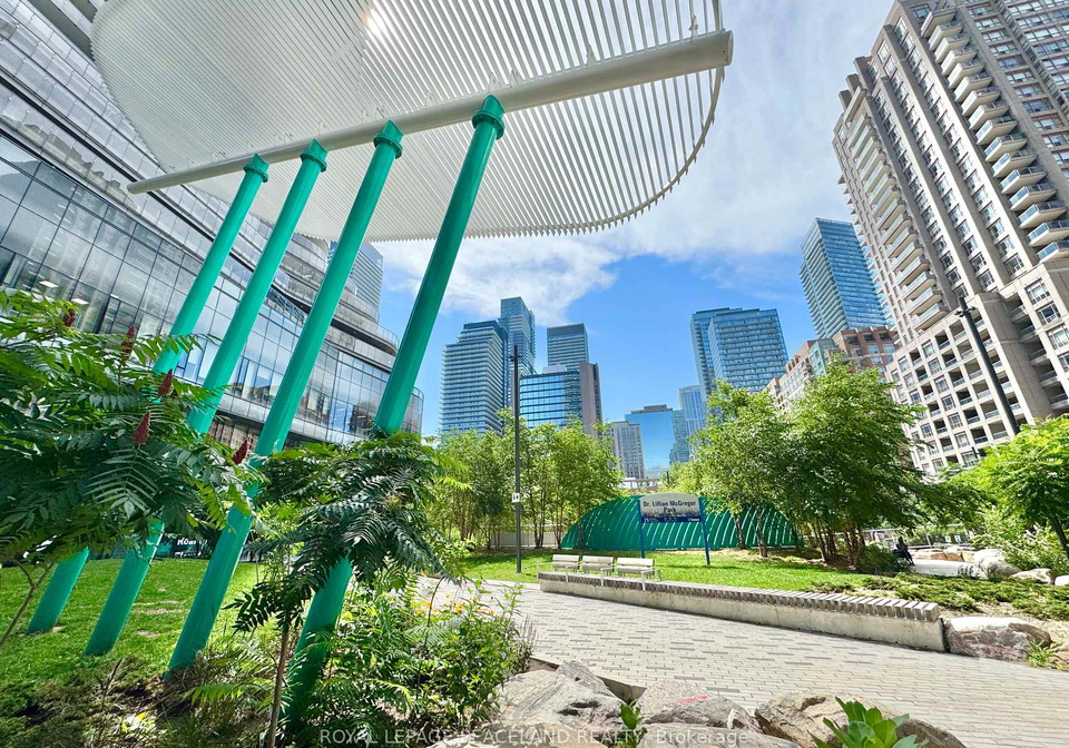 24-wellesley-street-w-toronto-toronto-ontario-c13580438