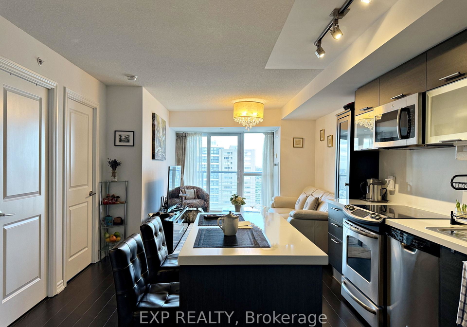 386-yonge-street-toronto-toronto-ontario-c13580462