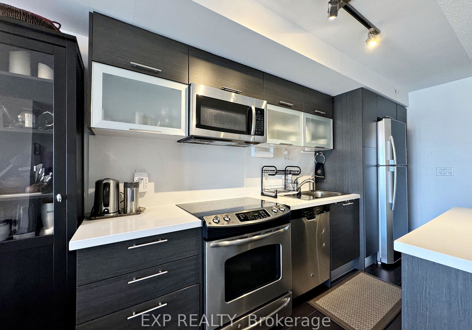 386-yonge-street-toronto-toronto-ontario-c13580462