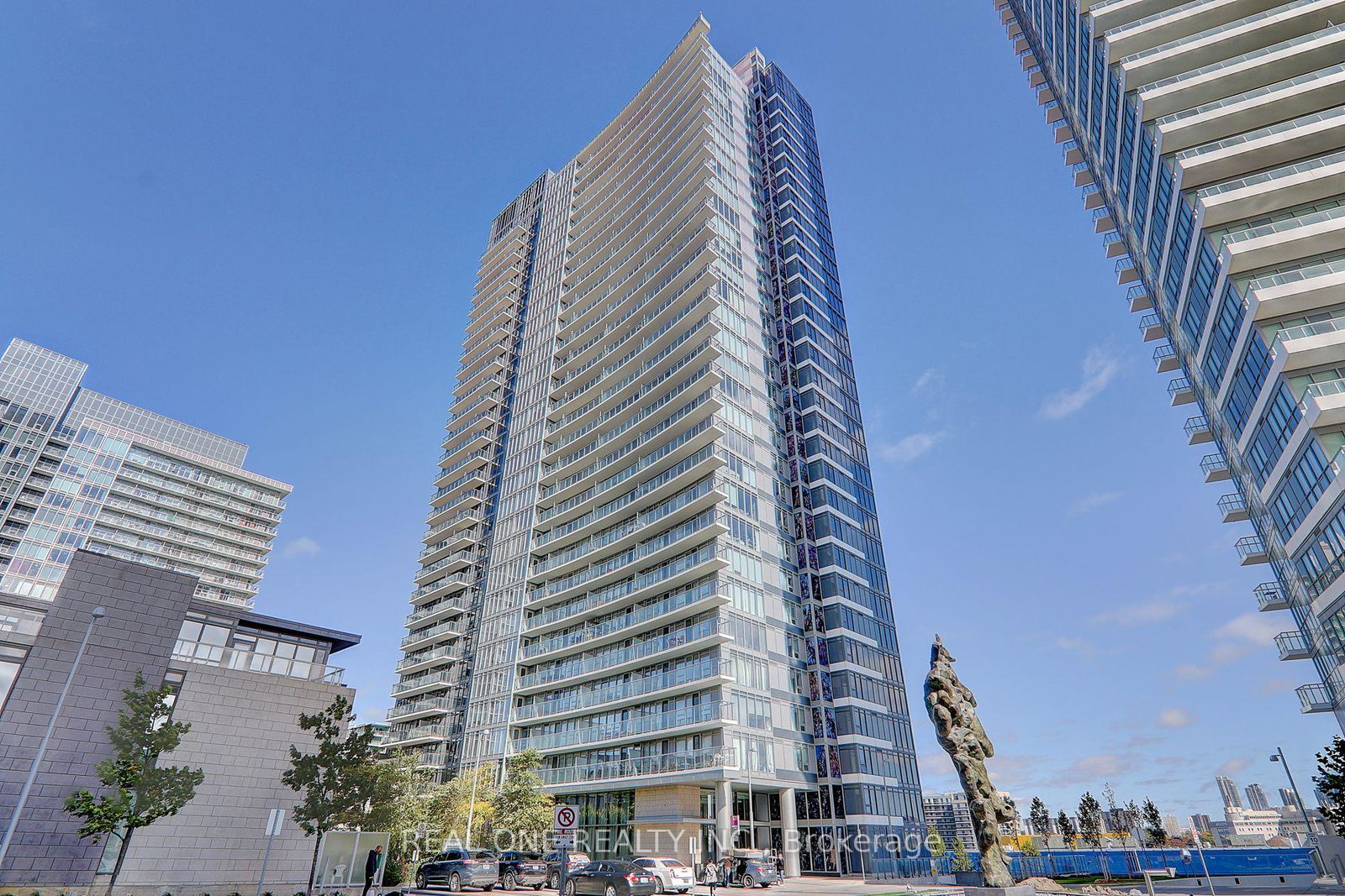 121-mcmahon-drive-toronto-north-york-ontario-c13580558
