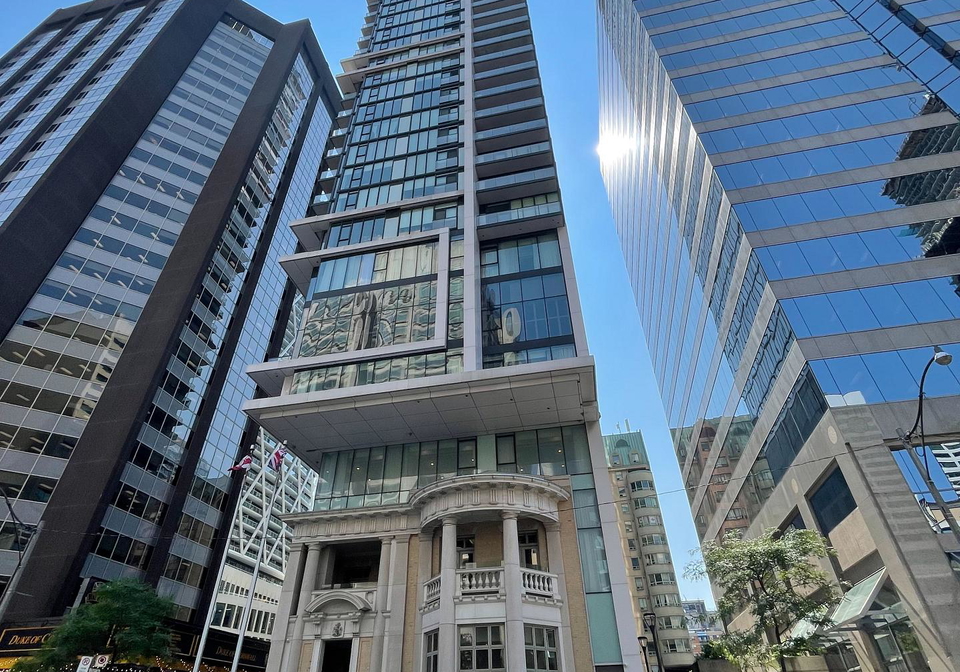 426-university-avenue-toronto-toronto-ontario-c13580590