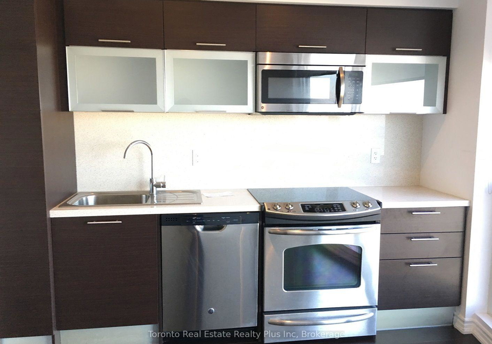 386-yonge-street-toronto-toronto-ontario-c13580620