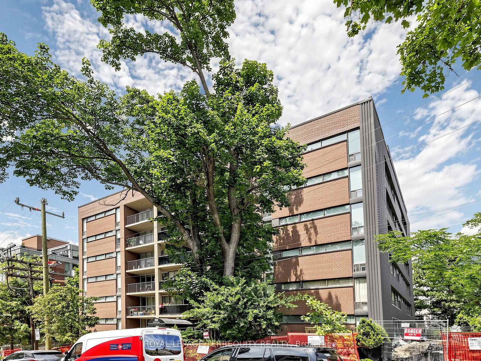 60-montclair-avenue-toronto-toronto-ontario-c13580642
