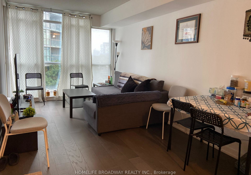 15-iceboat-terrace-toronto-toronto-ontario-c13580650