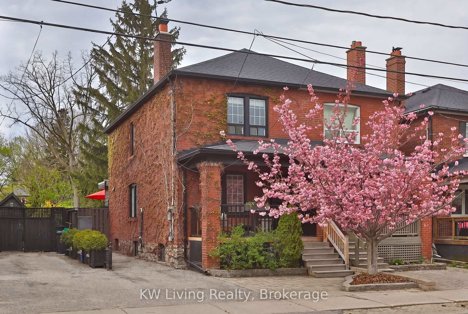 452-davisville-avenue-toronto-toronto-ontario-c13580694