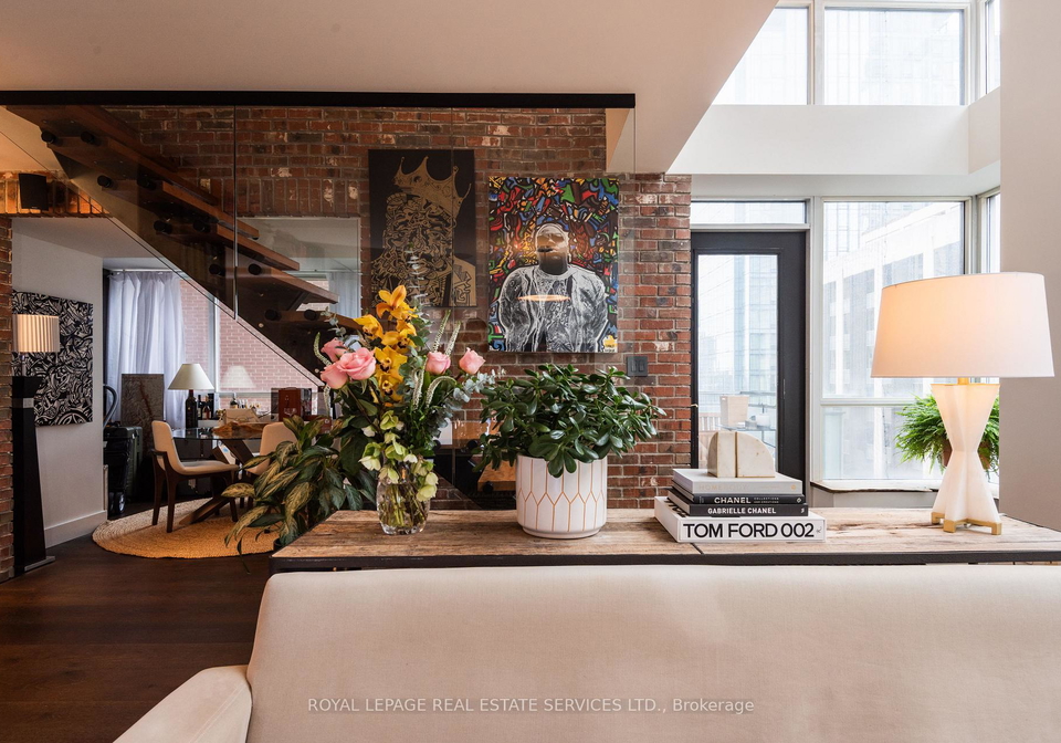 80-cumberland-street-toronto-toronto-ontario-c13580782