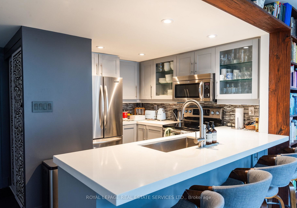 80-cumberland-street-toronto-toronto-ontario-c13580782
