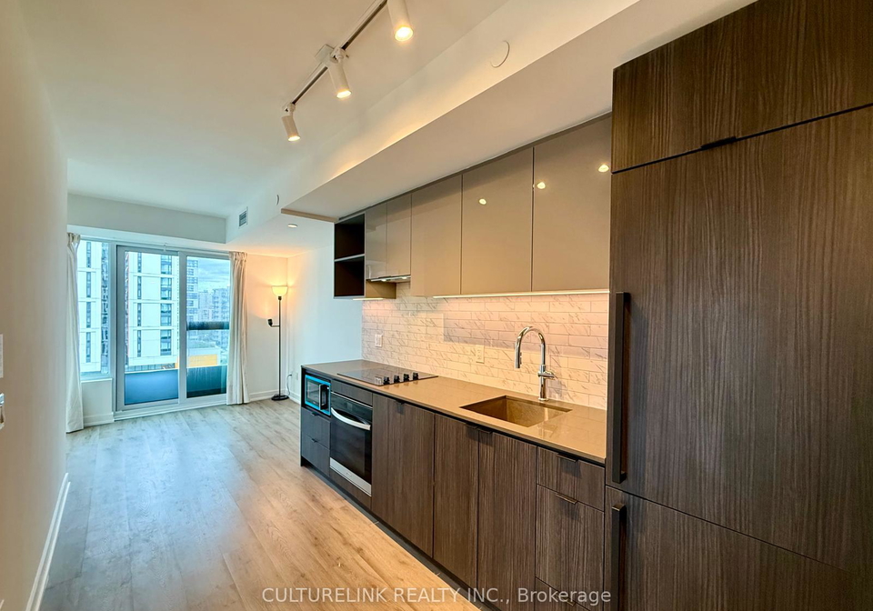 252-church-street-toronto-toronto-ontario-c13580892