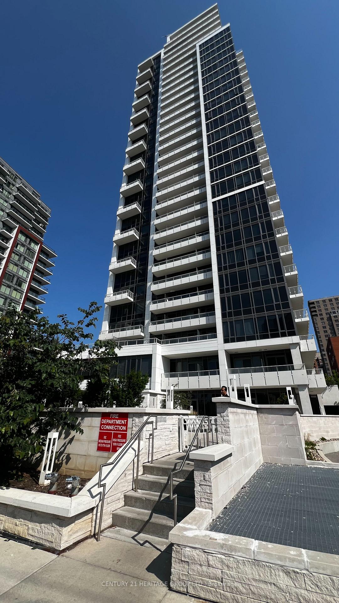 75-canterbury-place-toronto-toronto-ontario-c13580900