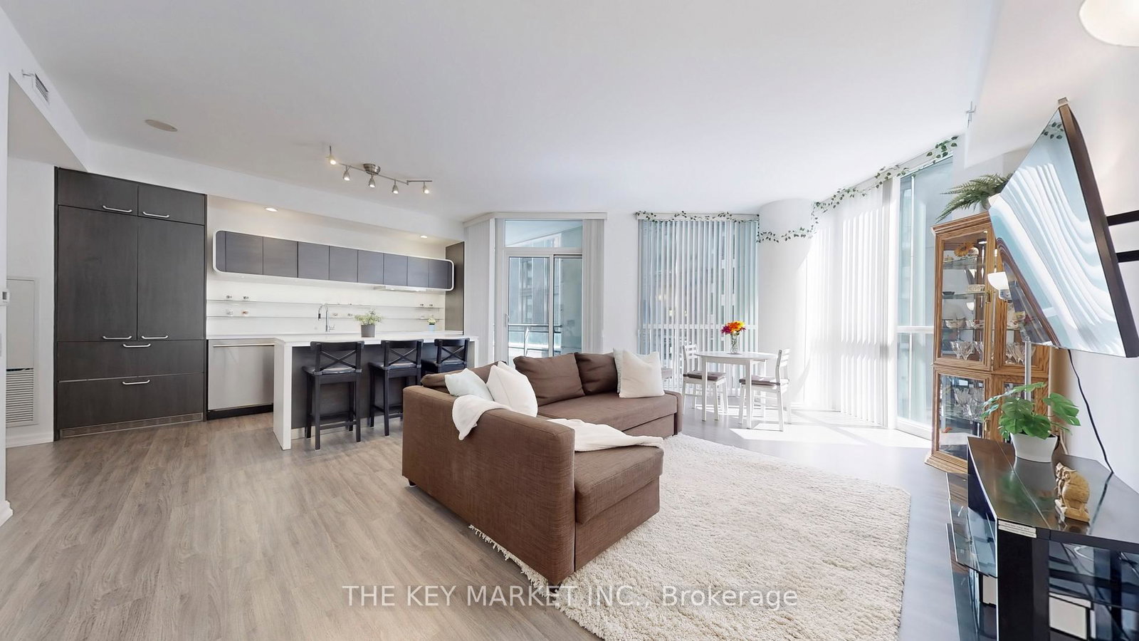45-charles-street-e-toronto-toronto-ontario-c13580982