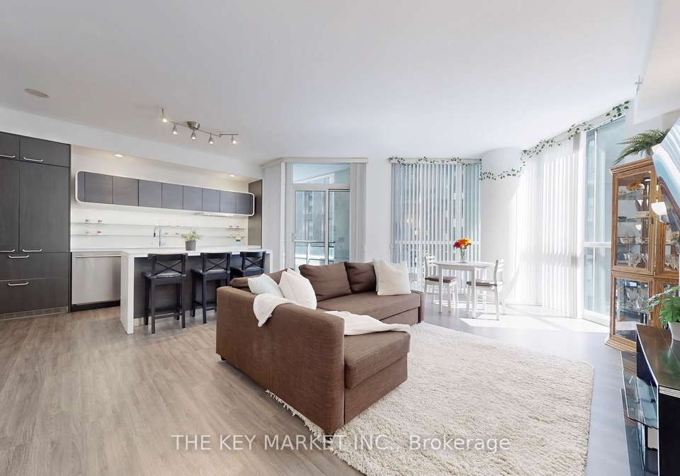 45-charles-street-e-toronto-toronto-ontario-c13580982