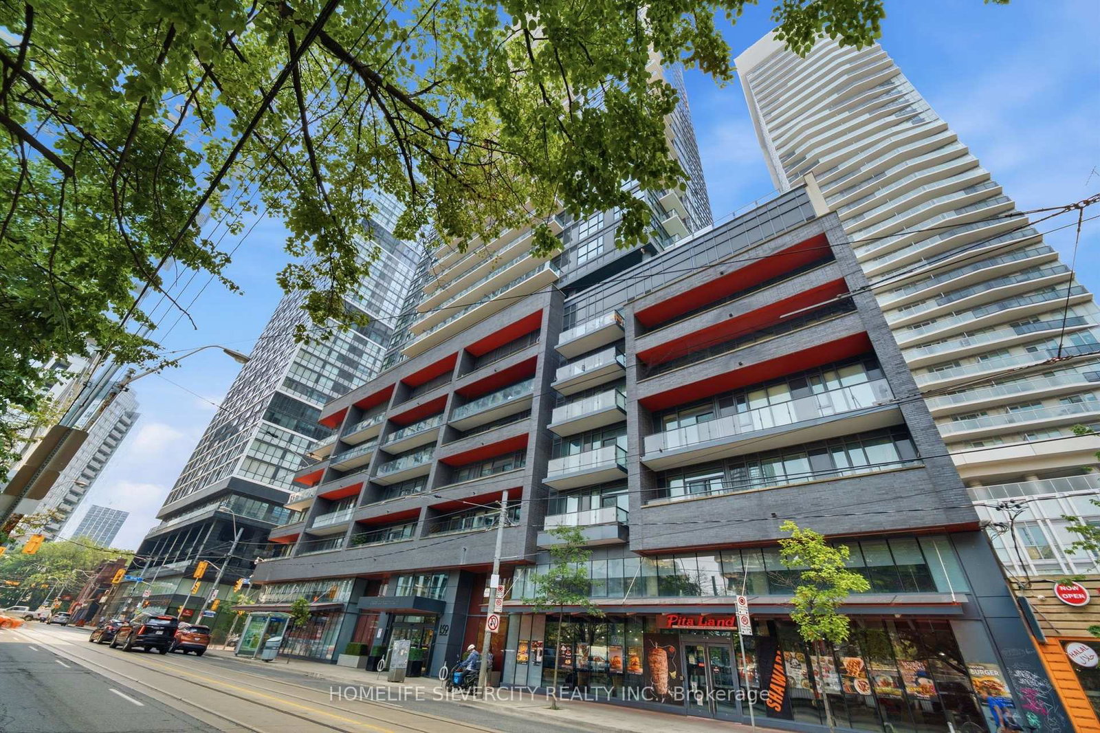 159-dundas-street-e-toronto-toronto-ontario-c13581046