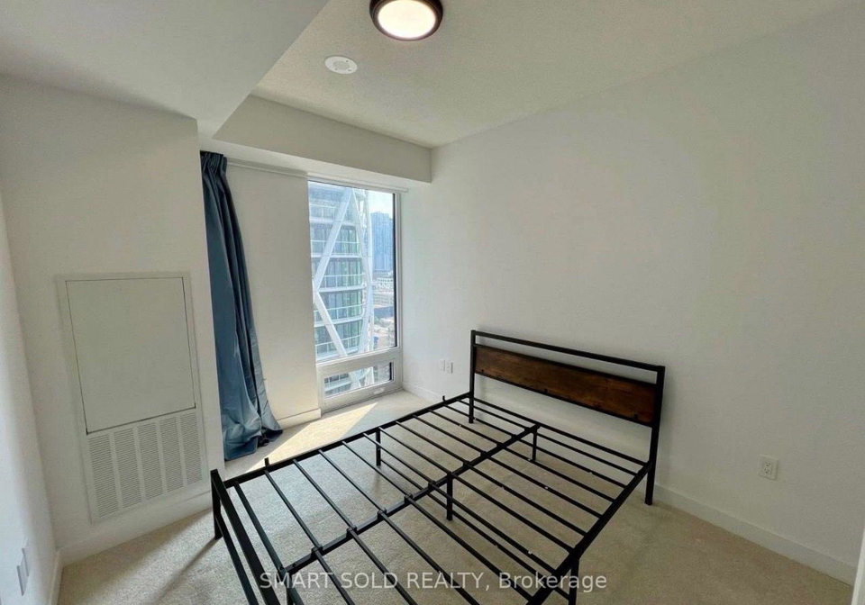 238-simcoe-street-toronto-toronto-ontario-c13581302