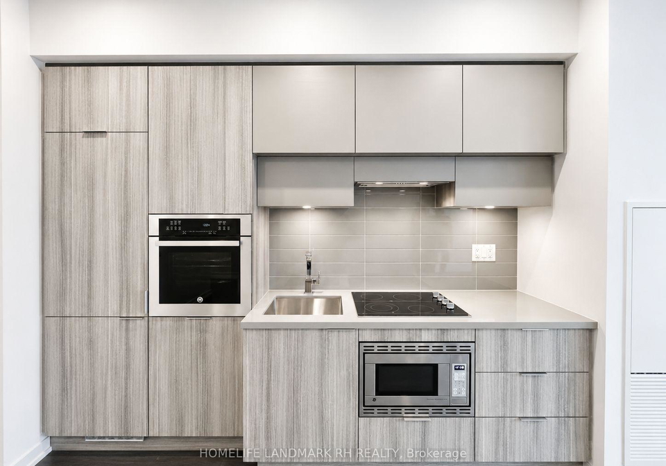 39-roehampton-avenue-toronto-toronto-ontario-c13581374
