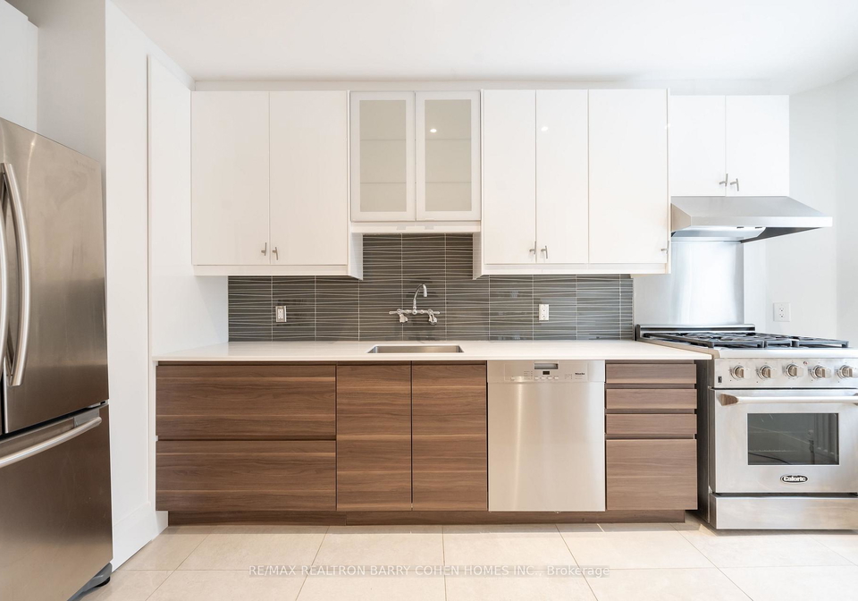 107-chatsworth-drive-toronto-toronto-ontario-c13581378