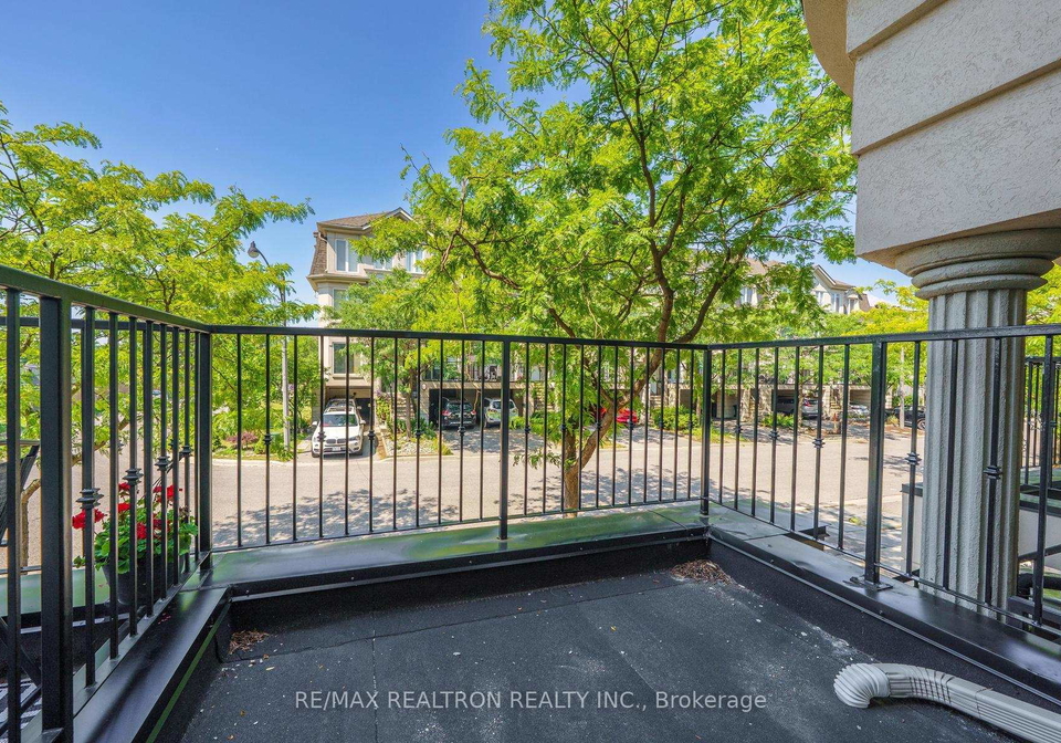 222-david-dunlap-circle-toronto-north-york-ontario-c13581484