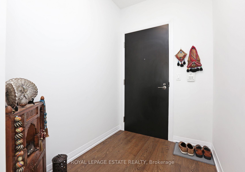 101-erskine-avenue-toronto-toronto-ontario-c13581536