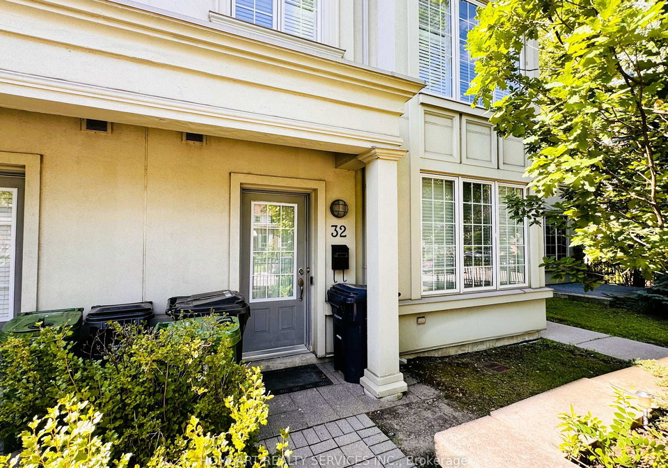 32-glendora-avenue-toronto-north-york-ontario-c13581692