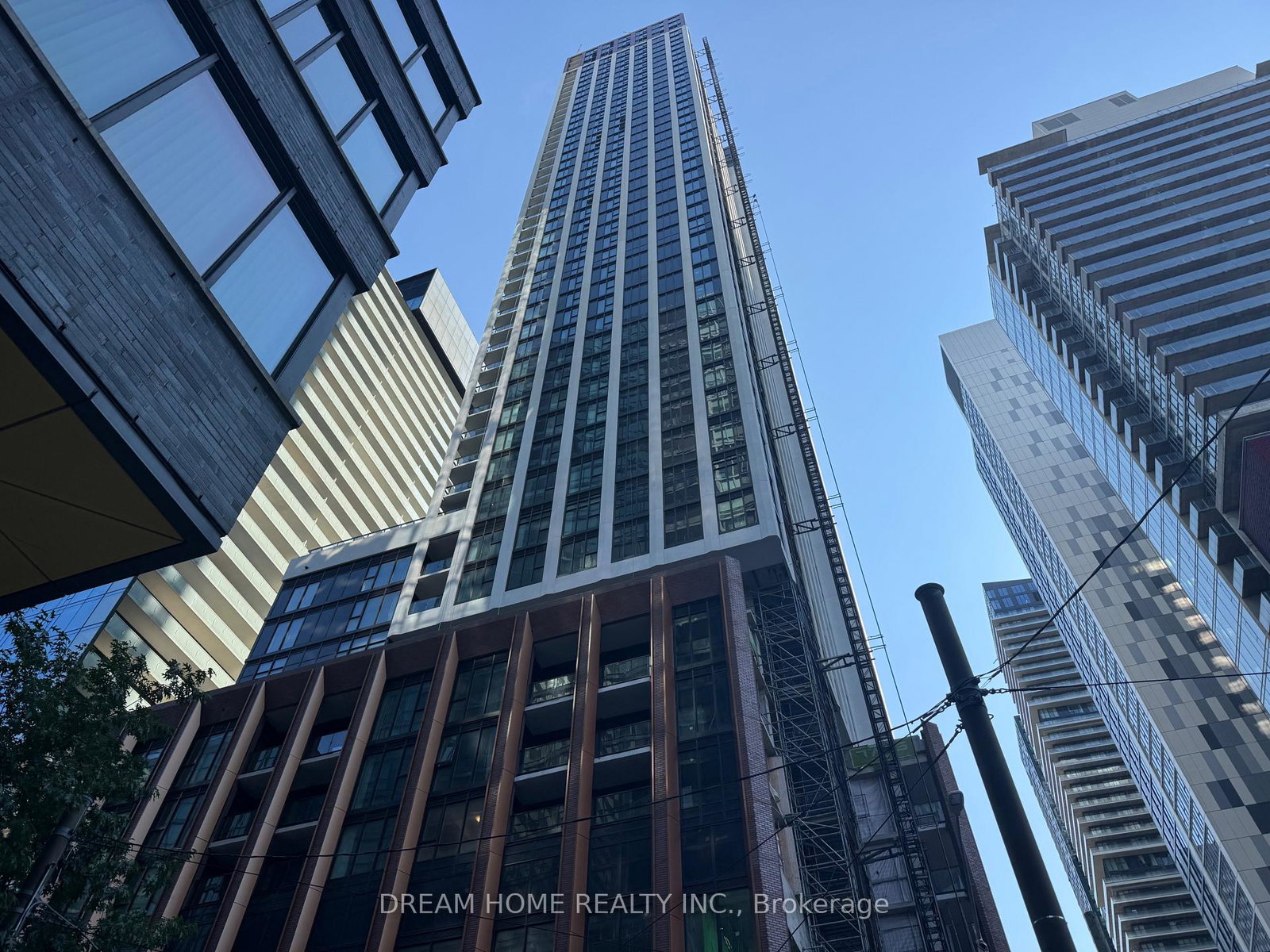 400-king-street-w-toronto-toronto-ontario-c13582098