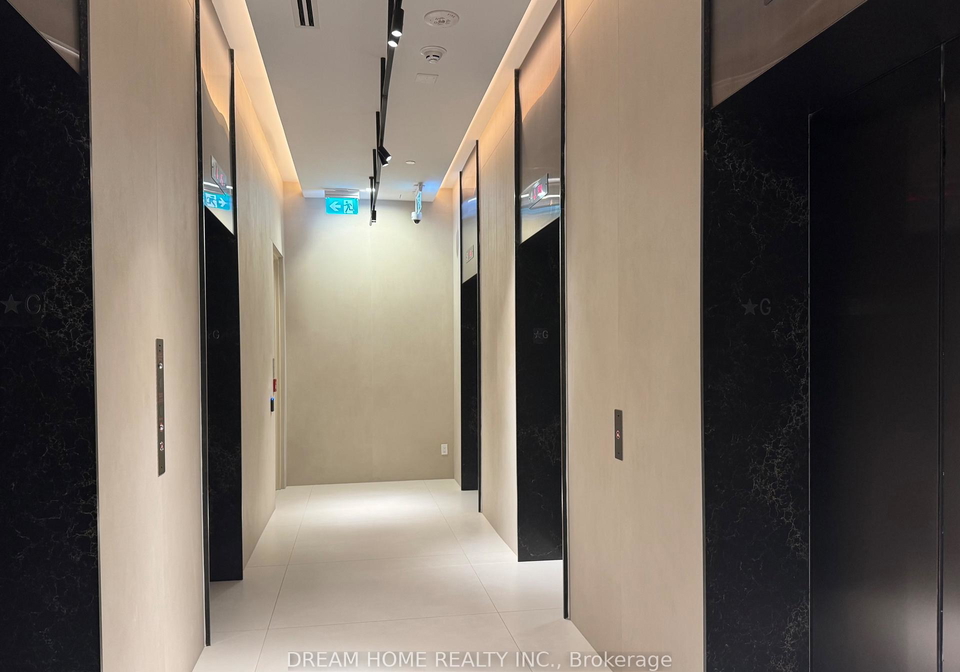 400-king-street-w-toronto-toronto-ontario-c13582098