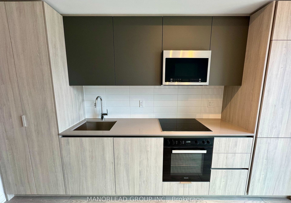 400-king-street-w-toronto-toronto-ontario-c13582230