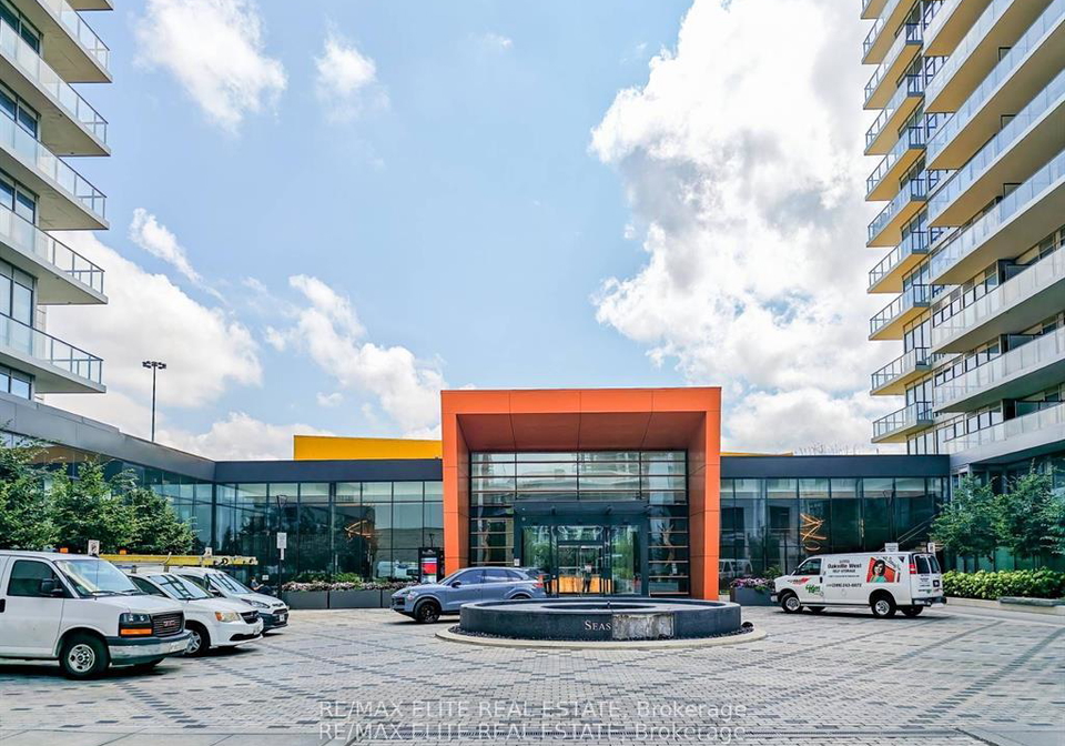 95-mcmahon-drive-toronto-north-york-ontario-c13582240