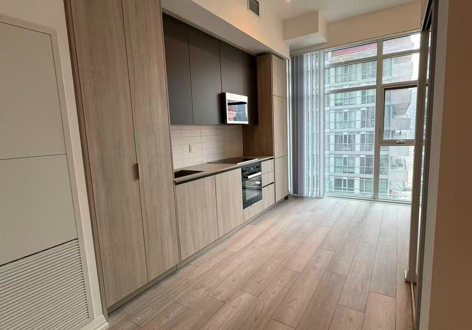 400-king-street-w-toronto-toronto-ontario-c13582294