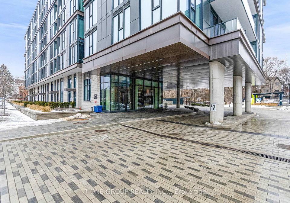 250-lawrence-avenue-w-toronto-toronto-ontario-c13582302