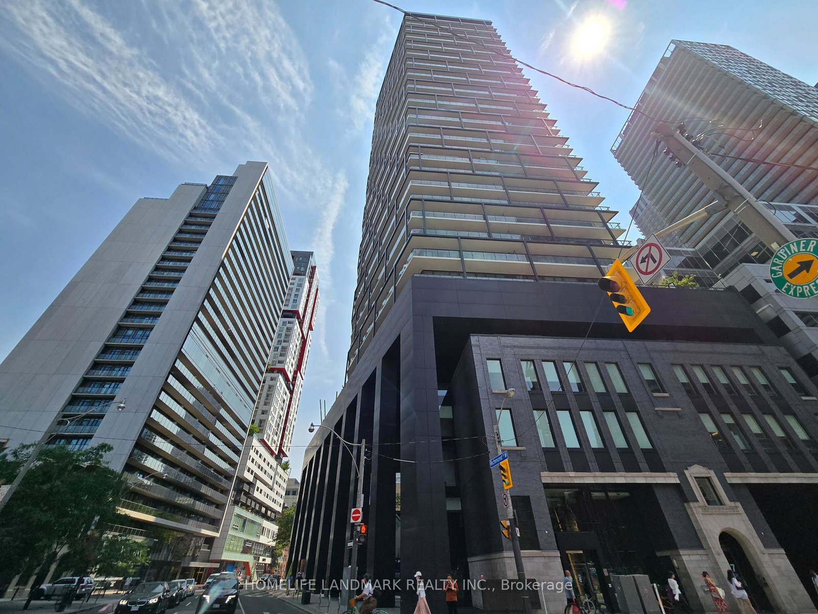 125-peter-street-toronto-toronto-ontario-c13582460