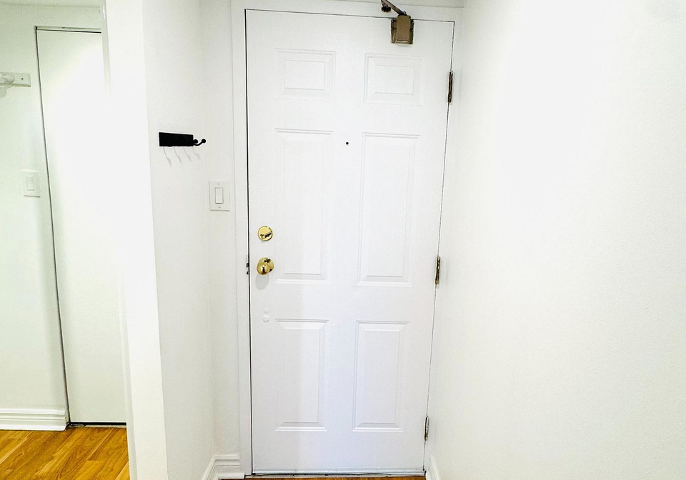 65-scadding-avenue-toronto-toronto-ontario-c13582756