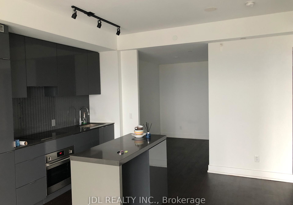 7-grenville-street-toronto-toronto-ontario-c13583186